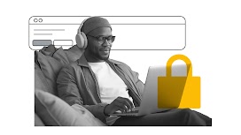Imagen de un hombre de piel oscura sentado en un sofá y con unos auriculares y gafas mientras utiliza un ordenador portatil sobre el que hay un candado amarillo, tras su cabeza hay una ilustración de un banner.