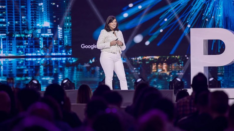 risten O’Hara, VP of brand and agency solutions at Google, addresses a crowd of conference goers about the AI paradigm shift.