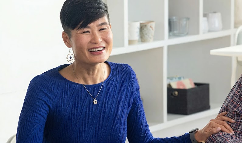 The Founder of Asutra smiling with the stat showing 675% ROAS.