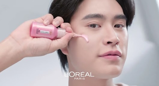 A promotional thumbnail featuring the YouTube Works Awards 2026 Winner seal in the 'Masters of Media' category. Includes the L'Oréal Paris logo, a product bottle of Glycolic-Bright Exfoliant Peel on a bright background, and the campaign title 'Scaling an AI-First Media Ecosystem' with credit to Wavemaker Thailand.