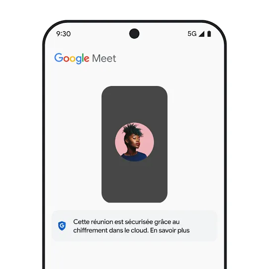 Image d'un écran de smartphone avec Google Meet ouvert, affichant sous la réunion un message qui fournit des informations sur le chiffrement dans le cloud.