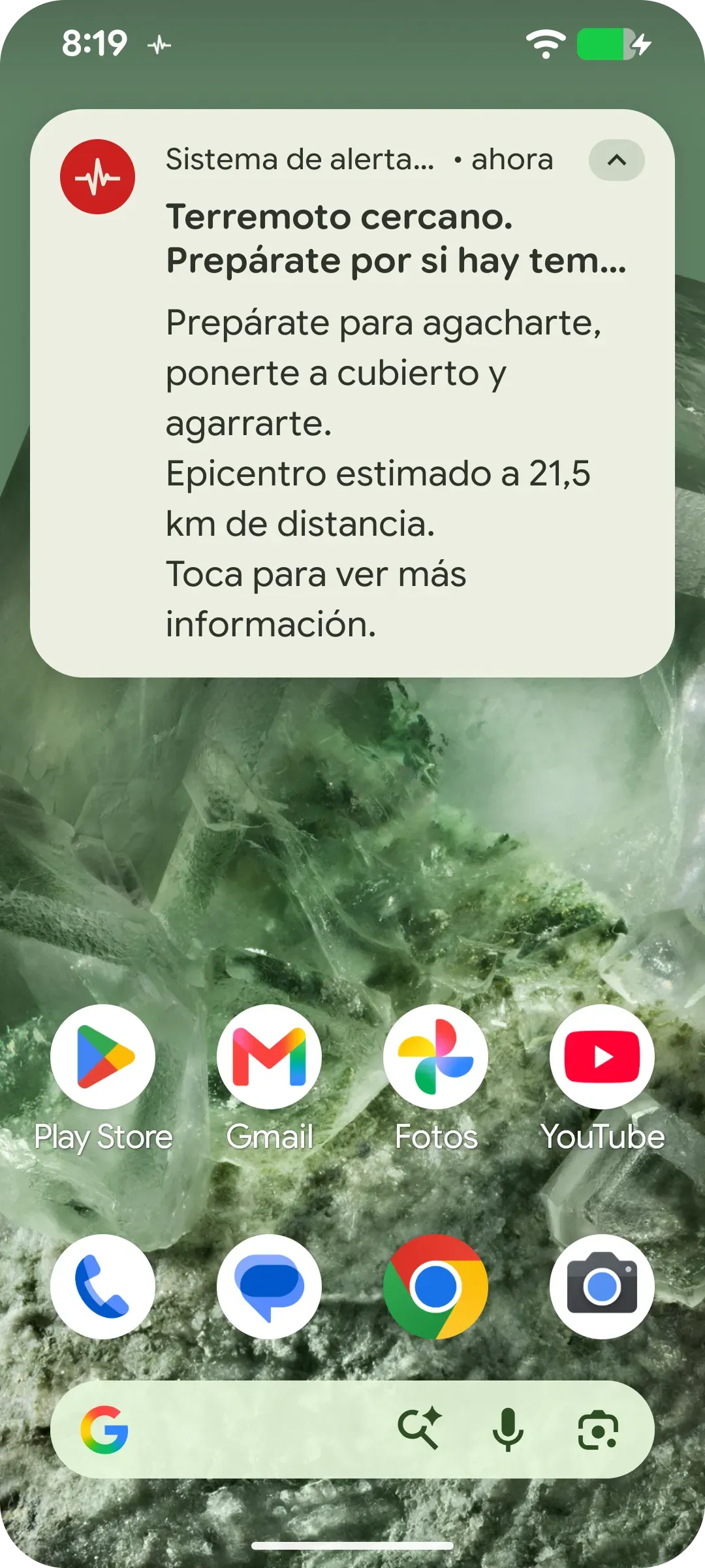 Interfaz de teléfono con una notificación de un terremoto cercano | Prepárate