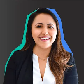 Cristina De La Peña smiling