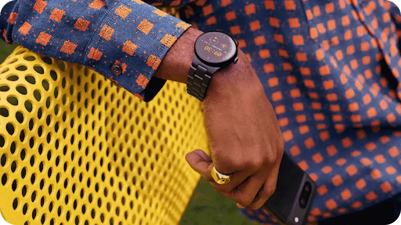Lifestyle pose with Pixel Watch