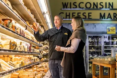 wisconsin-cheese-mart-image-hr.webp
