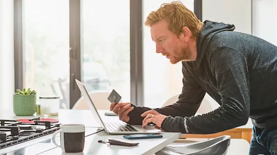 deckers-brands-drives-business-growth-with-google-marketing-platform-and-google-cloud.webp