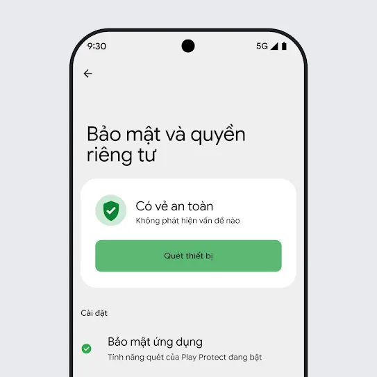 Hình ảnh màn hình điện thoại thông minh chạy hệ điều hành Android đang mở phần cài đặt Bảo mật và quyền riêng tư, hiển thị kết quả quét thiết bị và các chế độ cài đặt bảo mật ứng dụng.
