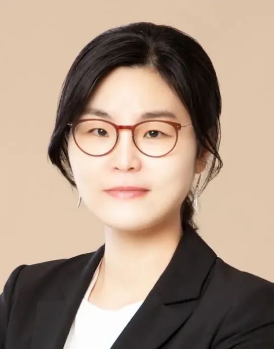 catherine (jeeyoung) song