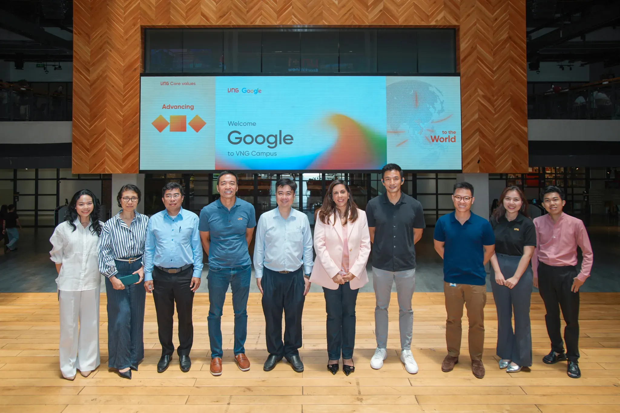 vn-rise-together-with-google-ai-4.webp