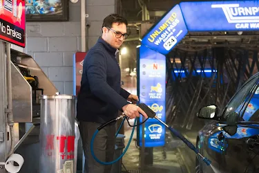 turnpike-car-wash-image-hr.webp