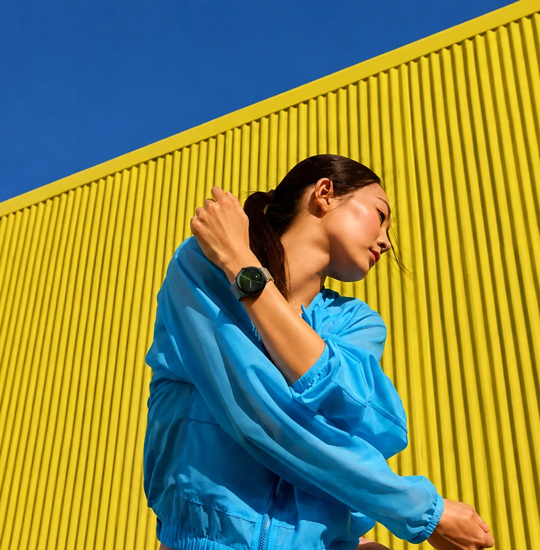 Image of woman wearing Google Pixel Watch 5